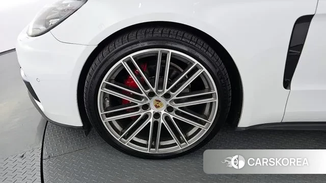 Porsche Panamera (971) id 3284281 из Кореи 15