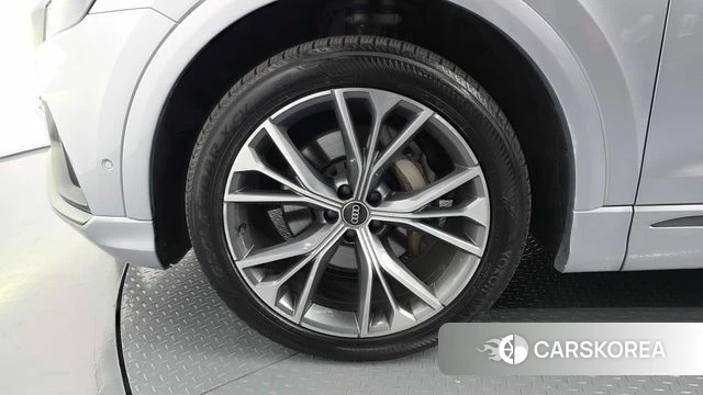 Audi Q8 (4M) id 4202588 из Кореи 15