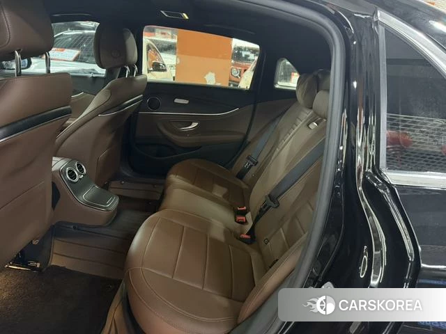 Mercedes-Benz E-class id 4353131 из Китая 7