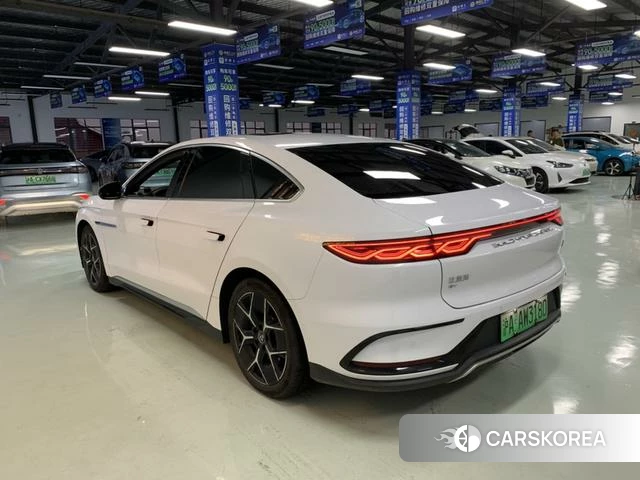BYD Han EV 2022 Белый из Китая, фото 5