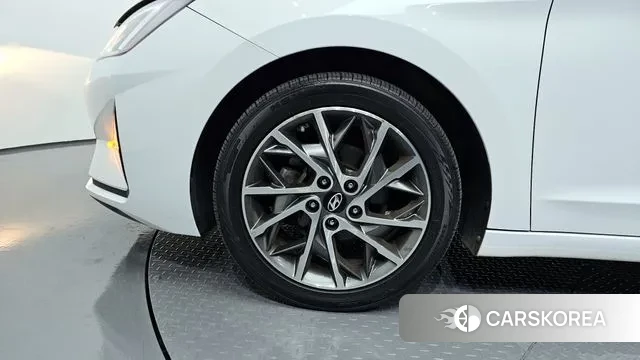 Hyundai The New Avante AD id 3336392 из Кореи 15