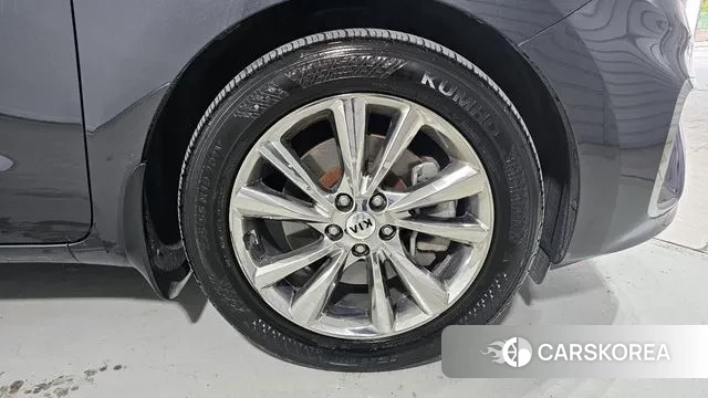 Kia The New Carnival id 3275550 из Кореи 15