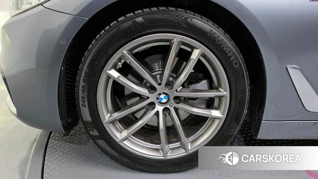 BMW 5 Series (G30) id 4416717 из Кореи 15