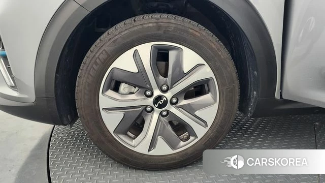 Kia Niro EV id 4423546 из Кореи 31
