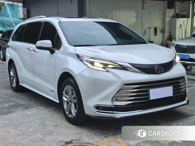 Toyota Saina id 4274595 из Китая 10