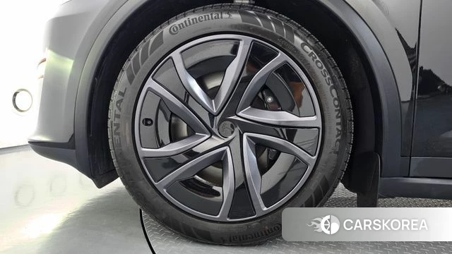 Tesla Model X id 4870425 из Кореи 29
