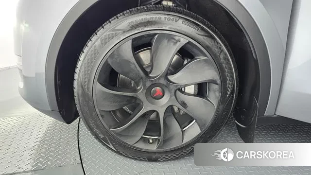 Tesla Model Y id 3278291 из Кореи 15
