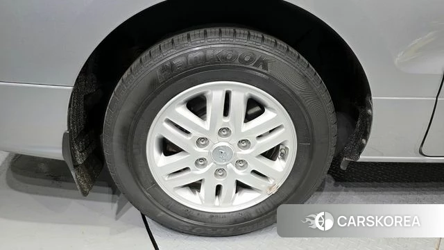 Hyundai The New Grand Starex id 3942548 из Кореи 15