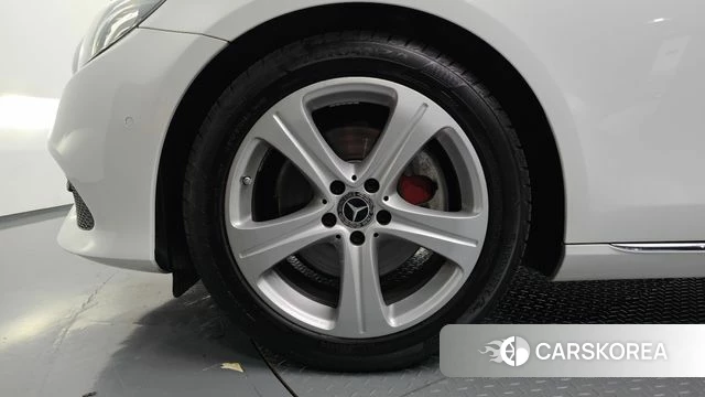 Mercedes-Benz E-Class W213 id 4667834 из Кореи 15