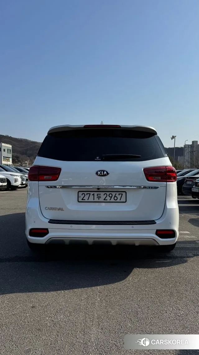 Kia The New Carnival id 3706221 из Кореи 15