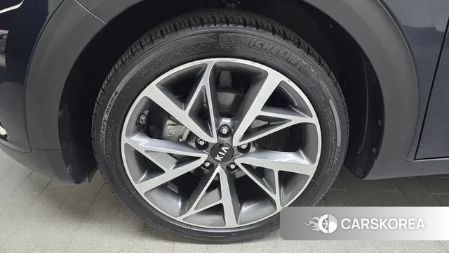 Kia The New Niro id 3038549 из Кореи 15