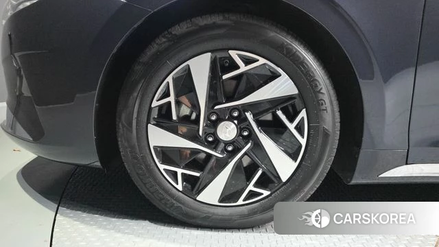 Hyundai The New Grandeur IG Hybrid id 3942274 из Кореи 15