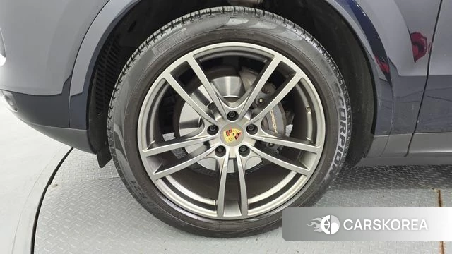 Porsche Cayenne (PO536) id 4872962 из Кореи 27