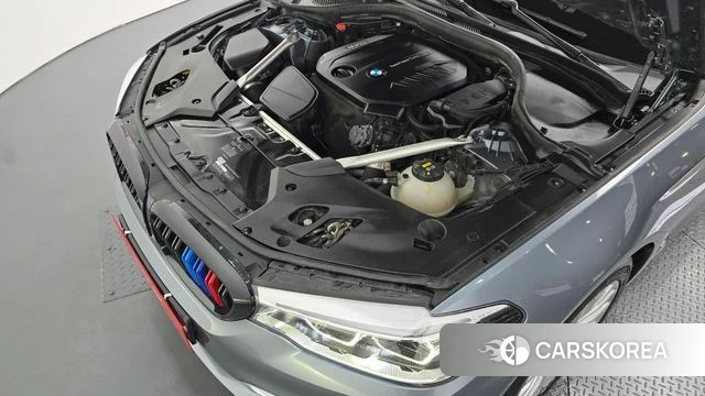 BMW 5 Series (G30) id 4496456 из Кореи 28