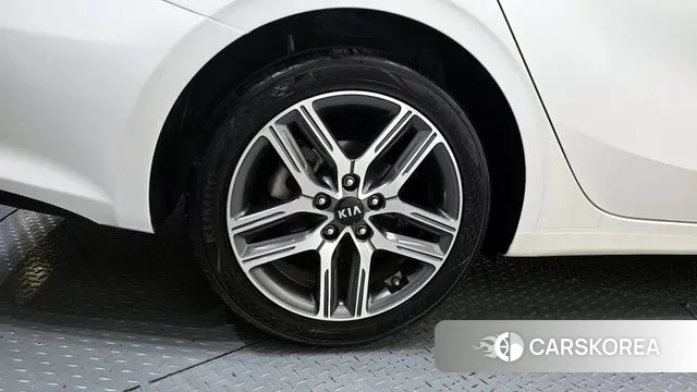 Kia Come New K3 id 3583259 из Кореи 15