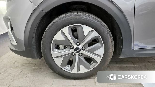 Kia Niro Plus id 3884081 из Кореи 15