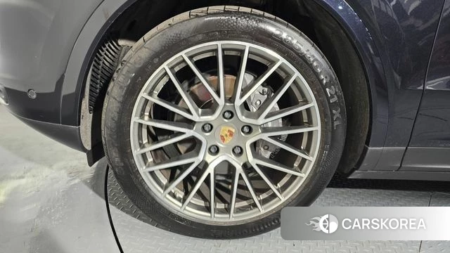 Porsche Cayenne (PO536) id 3940929 из Кореи 15