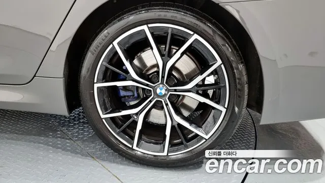 BMW 5 Series (G30) id 2838472 из Кореи 15