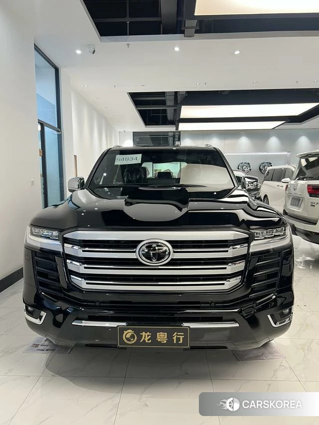 Toyota Land Cruiser (imported) 2024 Черный из Китая, фото 5