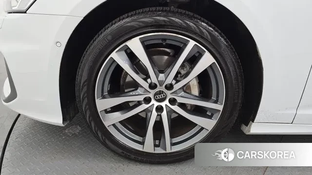 Audi A6 (C8) id 3726504 из Кореи 15