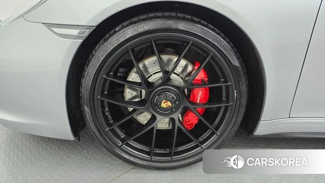 Porsche 911 id 4447451 из Кореи 26