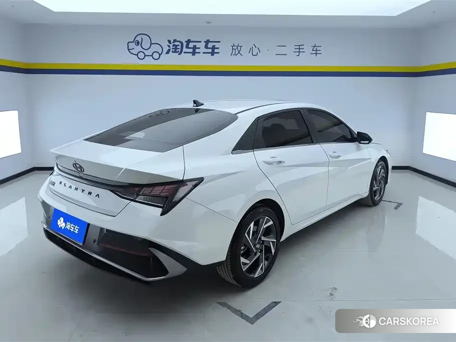Hyundai Elantra id 4515349 из Китая 11