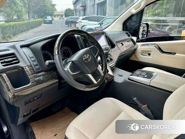 Toyota Hiace id 4258730 из Китая 7