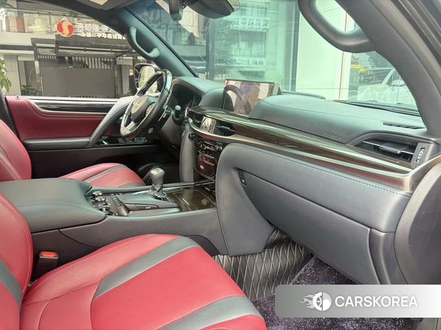 Lexus LX id 4314075 из Китая 7