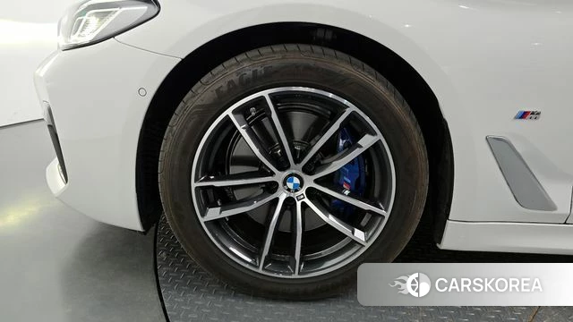 BMW 5 Series (G30) id 4343321 из Кореи 15