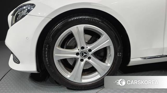 Mercedes-Benz E-Class W213 id 3853900 из Кореи 15