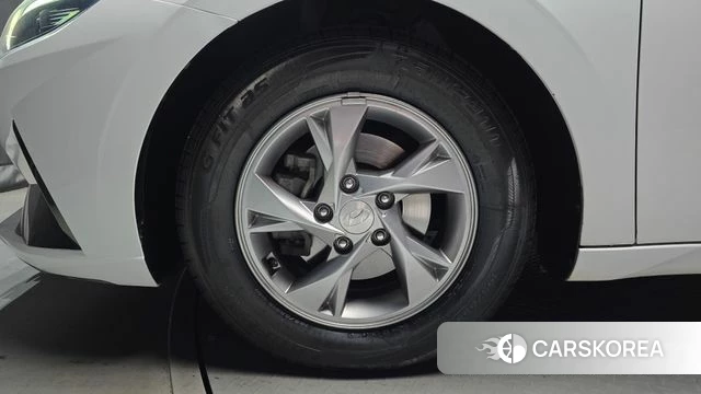 Hyundai Avante (CN7) id 3833920 из Кореи 15