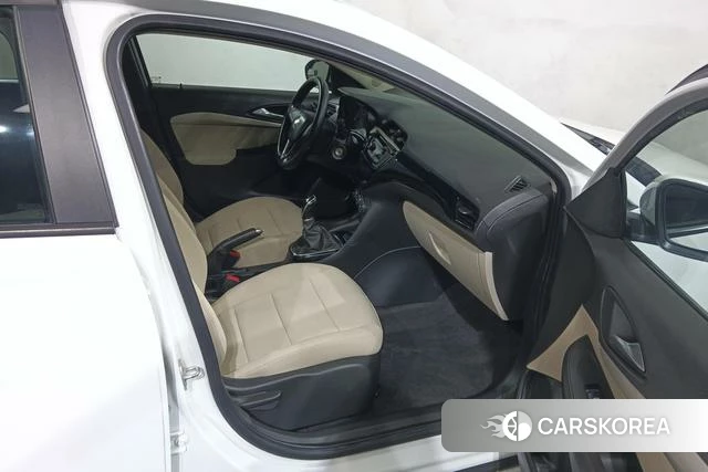 Buick Excelle id 3804348 из Китая 12