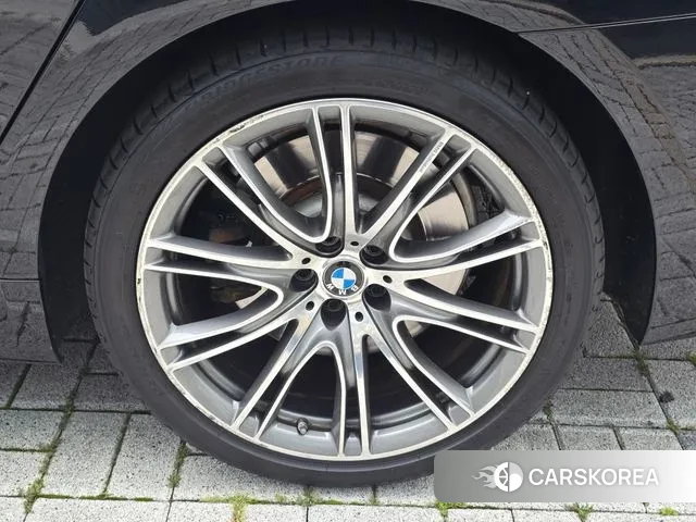 BMW 7 Series (G11) id 3060369 из Кореи 15