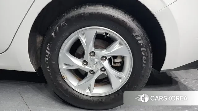 Hyundai Avante (CN7) id 3577367 из Кореи 15