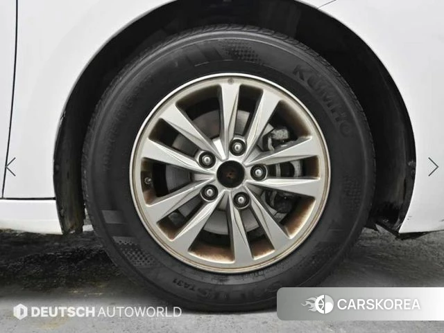 Hyundai The New Avante AD id 3899632 из Кореи 15