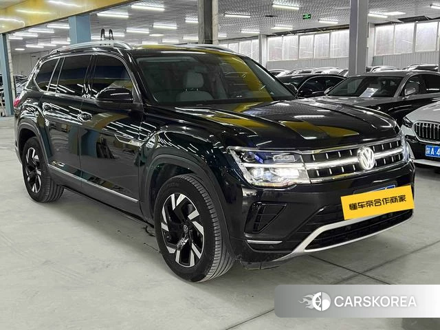 Volkswagen Tourang 2022 Черный из Китая, фото 5