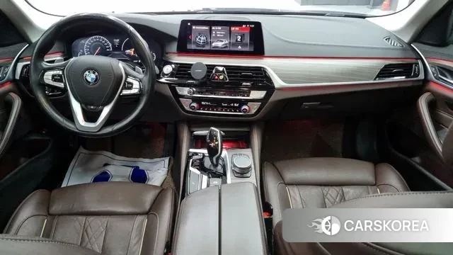 BMW 5 Series (G30) id 3385856 из Кореи 13