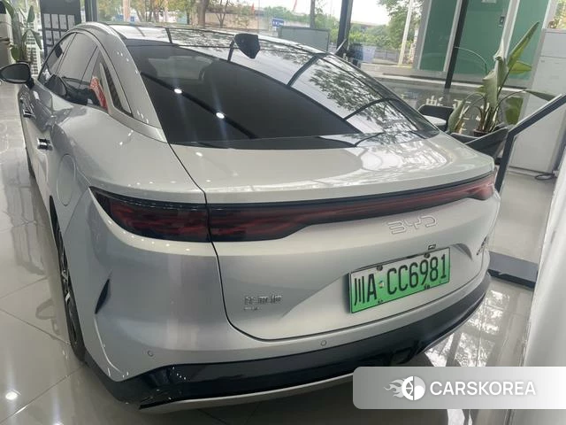 BYD Han L EV 2025 Серебристо-серый из Китая, фото 5