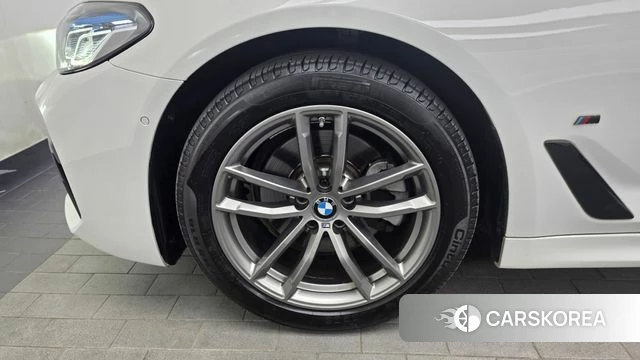 BMW 5 Series (G30) id 4543494 из Кореи 15