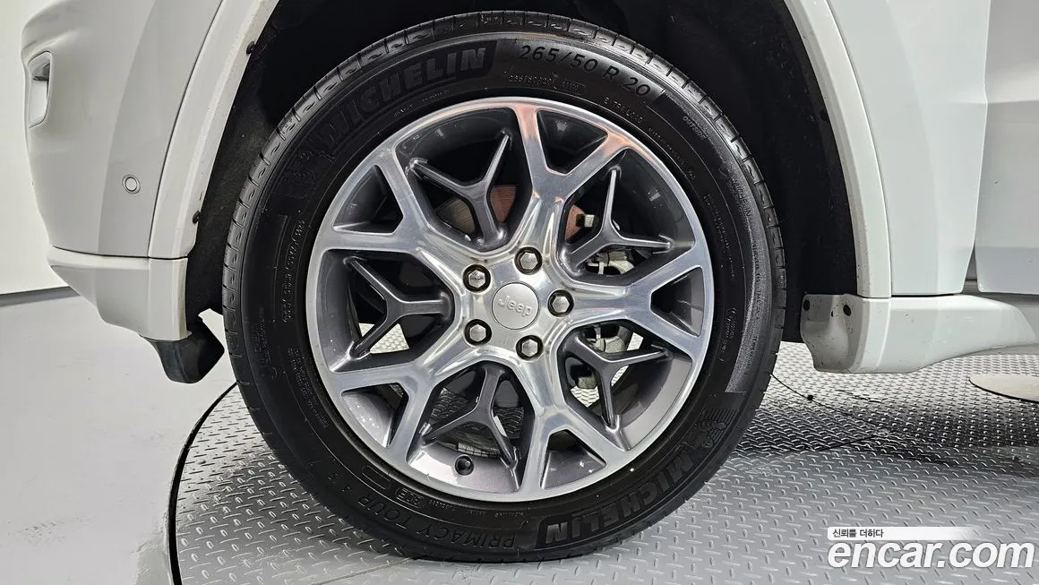 Jeep Grand Cherokee id 1811587 из Кореи 15