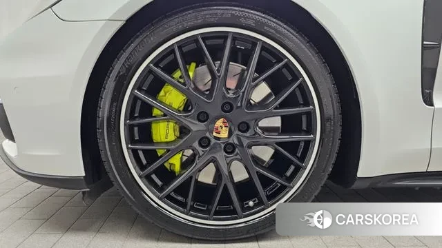 Porsche Panamera (971) id 3754434 из Кореи 15