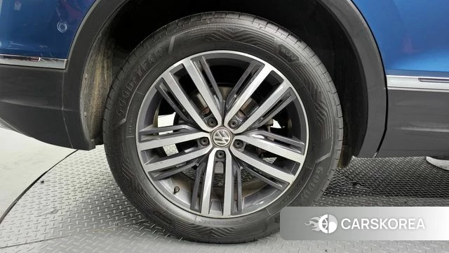 Volkswagen Tiguan Allspace id 4490367 из Кореи 15