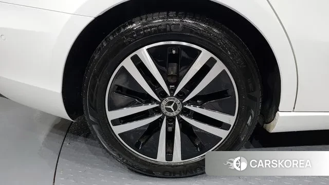 Mercedes-Benz A-Class W177 id 3349861 из Кореи 15