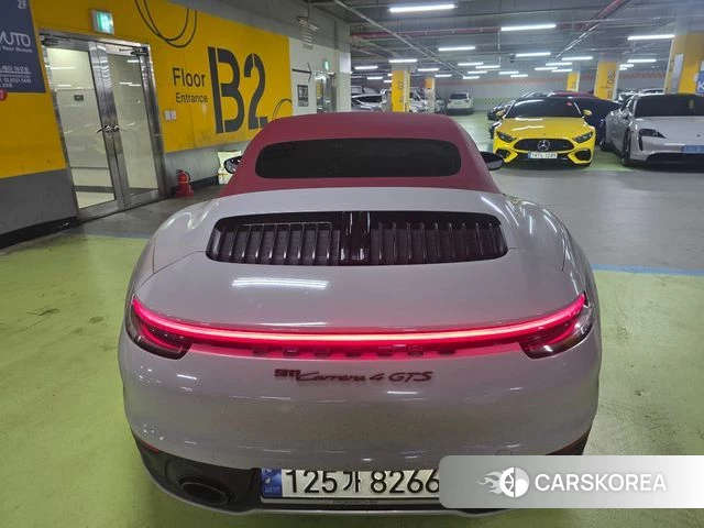 Porsche 911(992) id 4562533 из Кореи 13