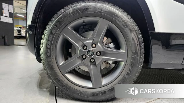 Land Rover Defender (L663) id 3863830 из Кореи 15