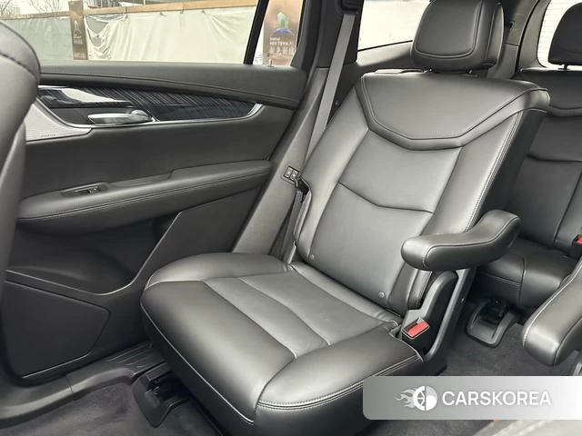 Cadillac XT6 id 4221217 из Китая 25