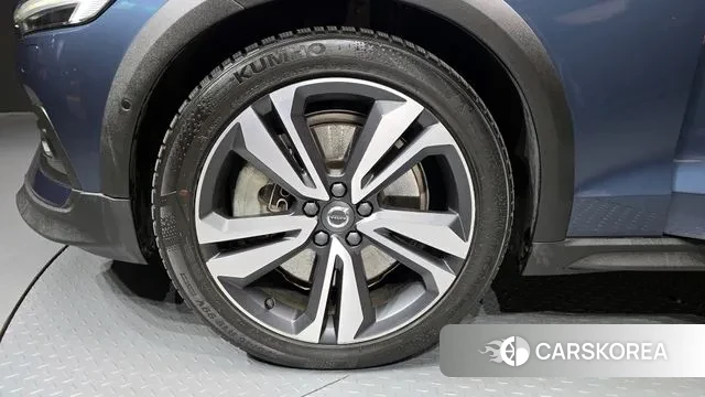 Volvo V60 Cross-Country 2nd Generation id 3631123 из Кореи 15