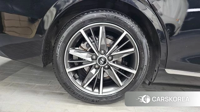 Hyundai The New Grandeur IG id 4293181 из Кореи 28
