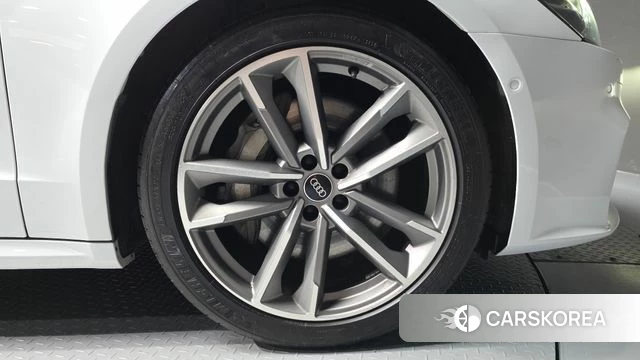 Audi A7 (4K) id 4517995 из Кореи 28