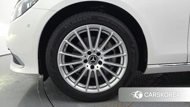 Mercedes-Benz E-Class W213 id 4640538 из Кореи 25